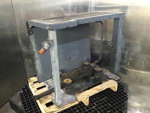 Halter für Generator/Werkzeugkasten